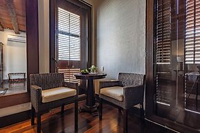 Ananda Hotel Boutique