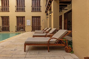 Ananda Hotel Boutique