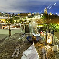 Ananda Hotel Boutique