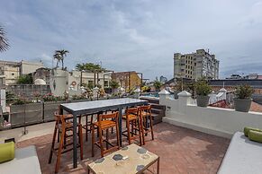 Ananda Hotel Boutique