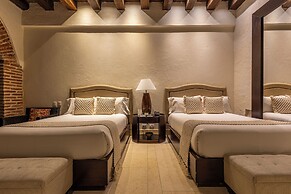 Ananda Hotel Boutique