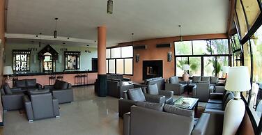 Palms Hotel Club