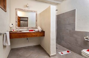 Karafuu Beach Resort & Spa