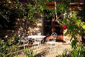 Domaine de la Roseraie Resort