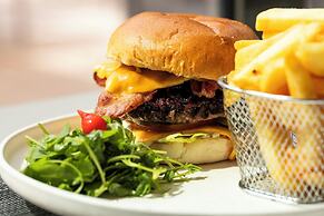 Courtyard by Marriott Paris Saint Denis