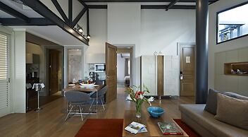 Tomtom Suites - Special Class