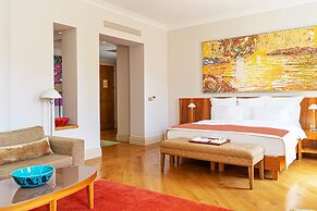 Tomtom Suites - Special Class