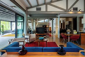 Tomtom Suites - Special Class