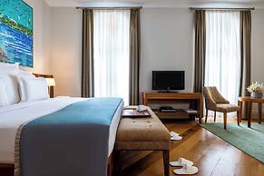 Tomtom Suites - Special Class