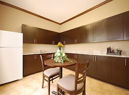 Best Western Plus Texoma Hotel & Suites
