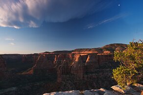 Holiday Inn and Suites Grand Junction by IHG