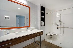 Hampton Inn & Suites Yonkers