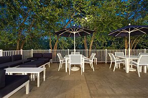 Hampton Inn & Suites Yonkers