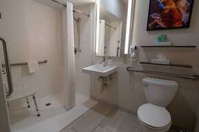 Candlewood Suites Baytown by IHG