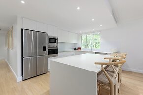 Mandalay Luxury Beachfront Apartments
