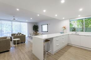 Mandalay Luxury Beachfront Apartments