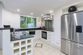 Mandalay Luxury Beachfront Apartments