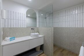 Mandalay Luxury Beachfront Apartments