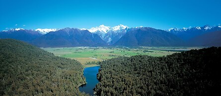 Distinction Fox Glacier Te Weheka Boutique Hotel