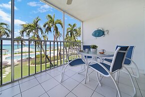 Aqua Bay Club Condos