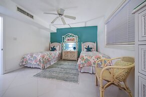 Aqua Bay Club Condos