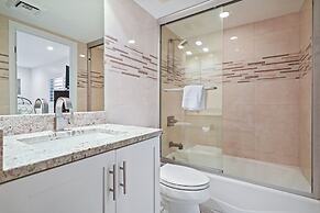 Aqua Bay Club Condos