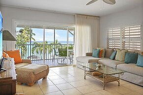 Aqua Bay Club Condos