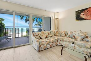 Aqua Bay Club Condos