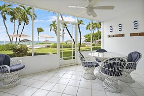Aqua Bay Club Condos