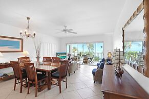 Aqua Bay Club Condos