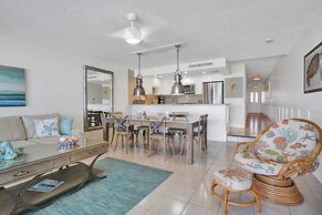 Aqua Bay Club Condos