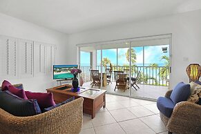 Aqua Bay Club Condos