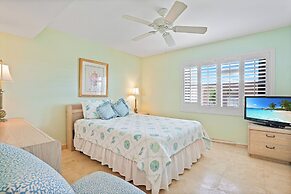 Aqua Bay Club Condos