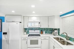 Aqua Bay Club Condos