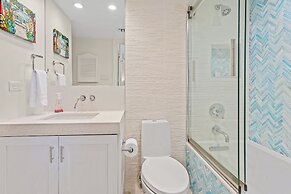 Aqua Bay Club Condos