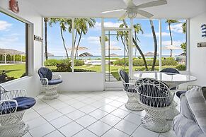 Aqua Bay Club Condos