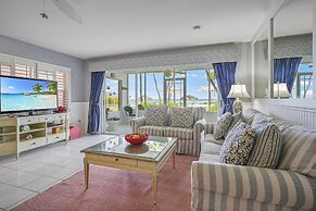 Aqua Bay Club Condos