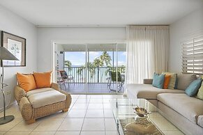 Aqua Bay Club Condos