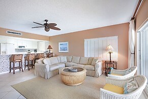 Aqua Bay Club Condos