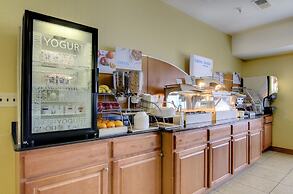 Holiday Inn Express Hotel & Stes Kansas City Sports Complex by IHG