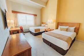 Comfort Inn Puerto Vallarta Golfside & Marina