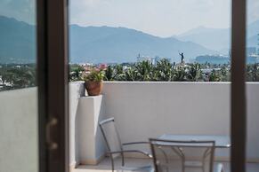 Comfort Inn Puerto Vallarta Golfside & Marina