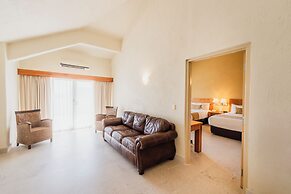 Comfort Inn Puerto Vallarta Golfside & Marina