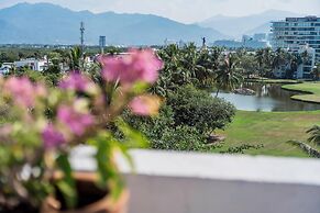 Comfort Inn Puerto Vallarta Golfside & Marina
