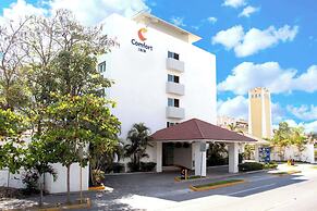 Comfort Inn Puerto Vallarta Golfside & Marina