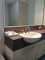 Inn Cairns Boutique Apartments