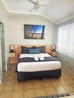 Ellis Beach Oceanfront Bungalows