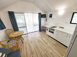 Ellis Beach Oceanfront Bungalows