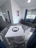 Ellis Beach Oceanfront Bungalows