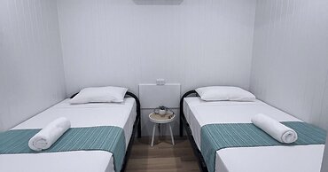 Ellis Beach Oceanfront Bungalows